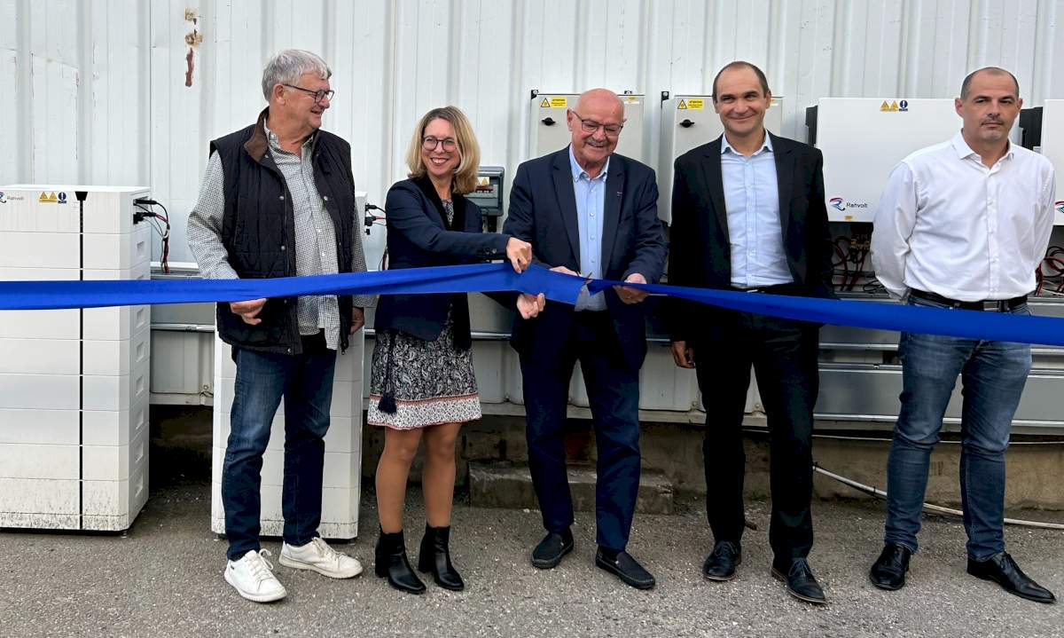 Le Groupe Isotec Invest inaugure sa centrale solaire et lance son activité photovoltaïque