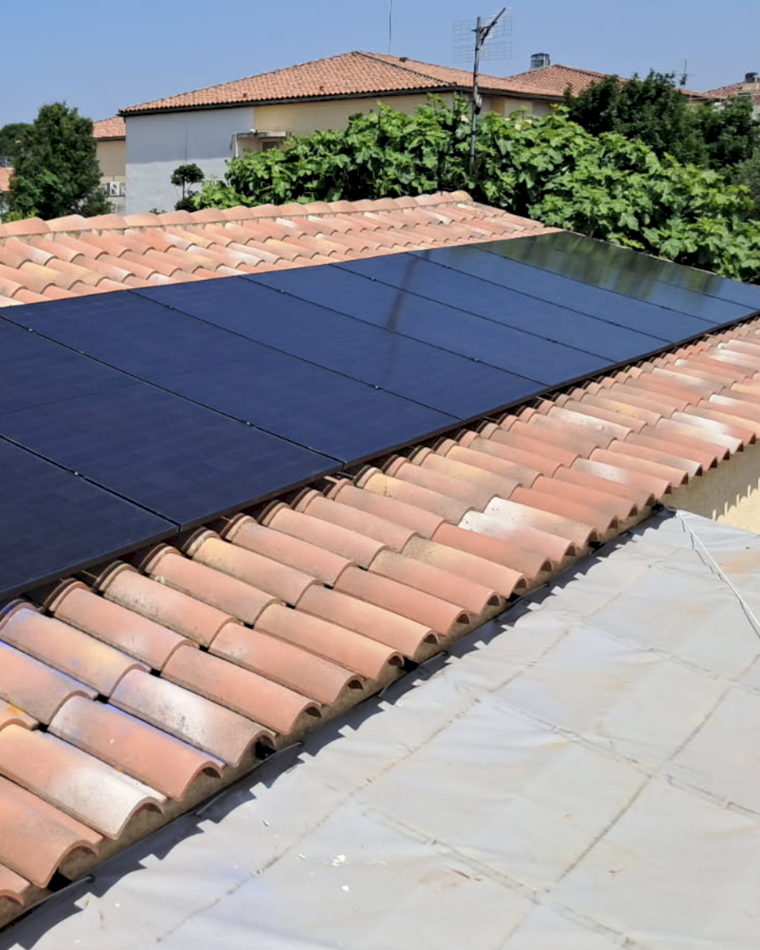 Installation photovoltaïque Isolis Nîmes 2
